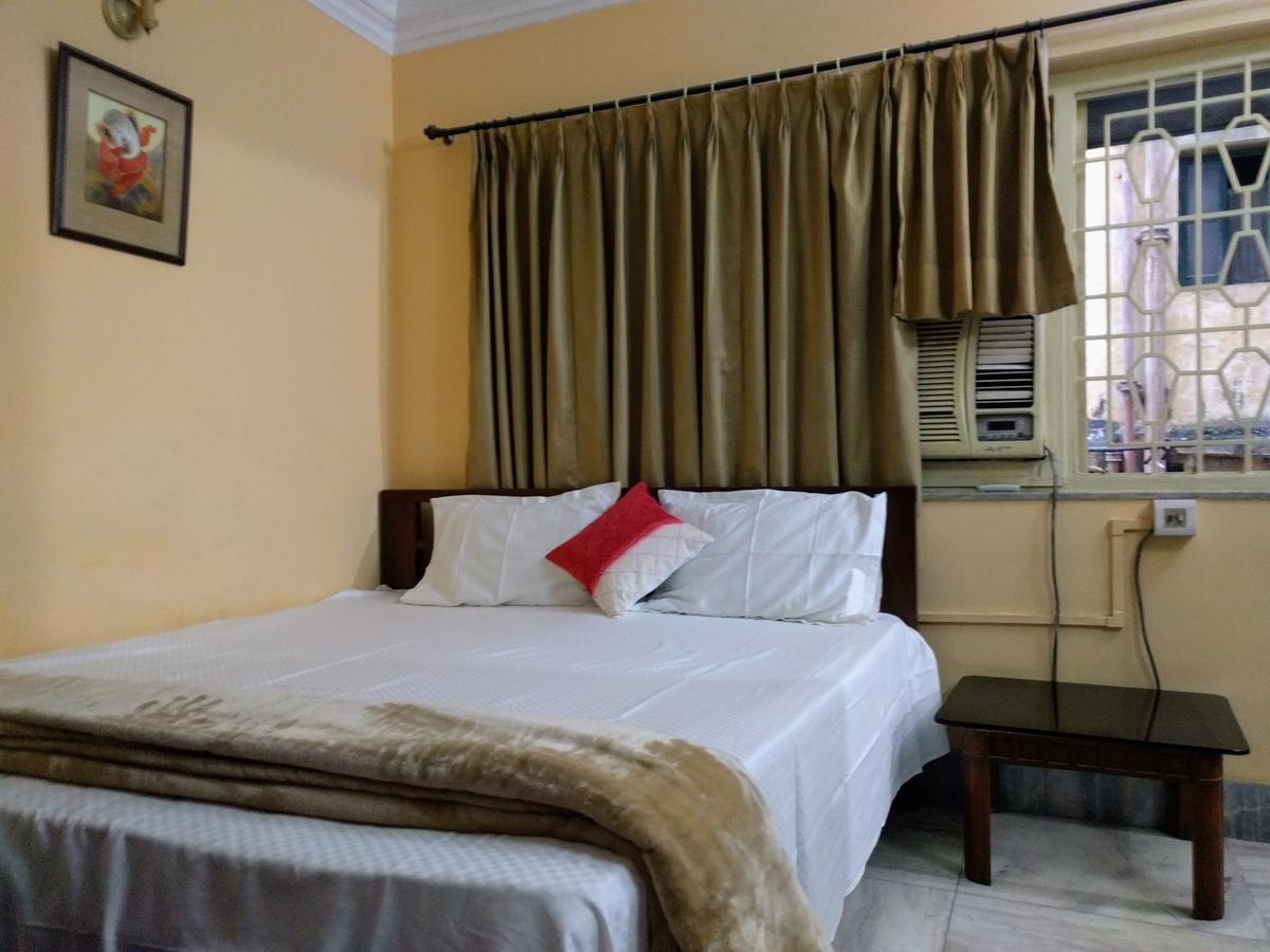 Ashray Guesthouse Калькутта Экстерьер фото